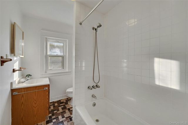 161 Washington Avenue, Pleasantville, NY 10570