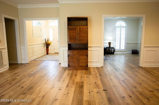 5471 River Thames Place, Jackson, MS 39211