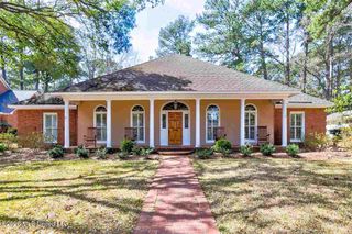 5471 River Thames Place, Jackson, MS 39211