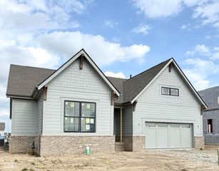 16801 Tractive Drive, Westfield, IN 46074