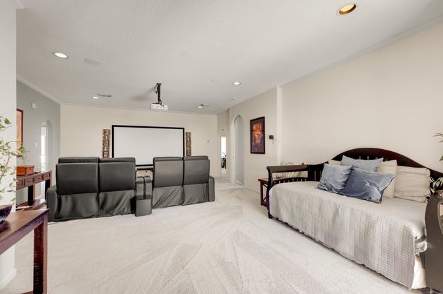 305 Harborside Circle, Kemah, TX 77565