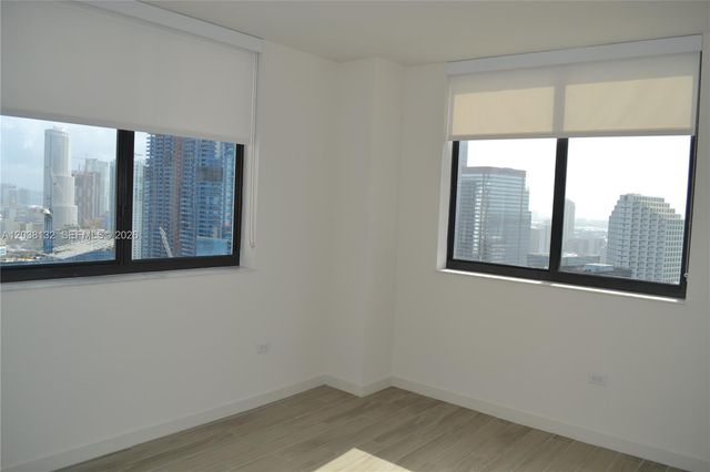 999 SW 1st Ave 3202, Miami, FL 33130