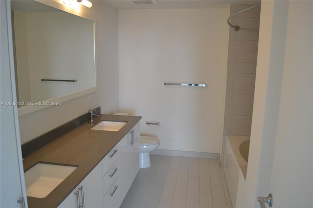 999 SW 1st Ave 3202, Miami, FL 33130