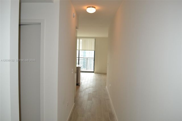 999 SW 1st Ave 3202, Miami, FL 33130
