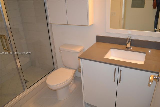 999 SW 1st Ave 3202, Miami, FL 33130