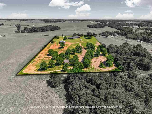20077 NE Wolf Rd, Fletcher, OK 73541