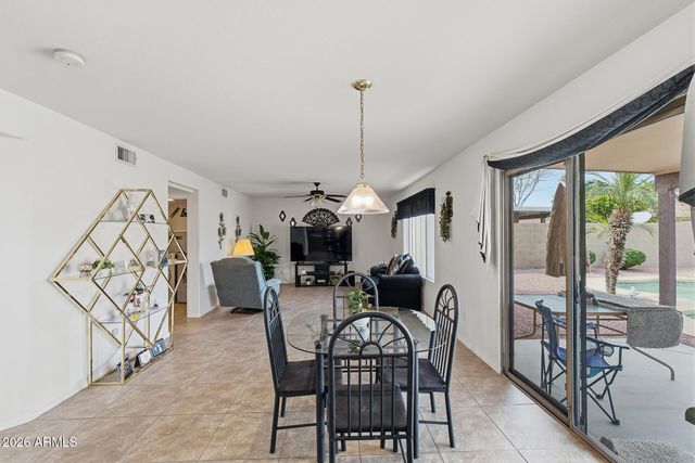 15906 W COTTONWOOD Street, Surprise, AZ 85374