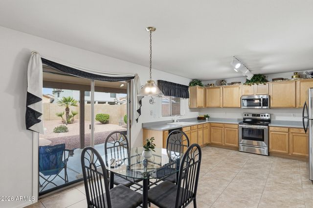15906 W COTTONWOOD Street, Surprise, AZ 85374