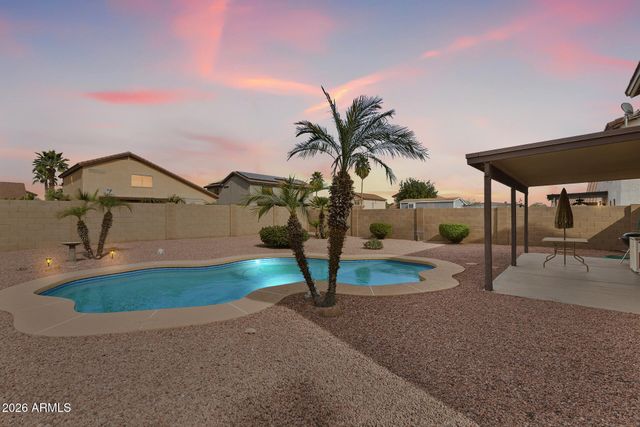 15906 W COTTONWOOD Street, Surprise, AZ 85374