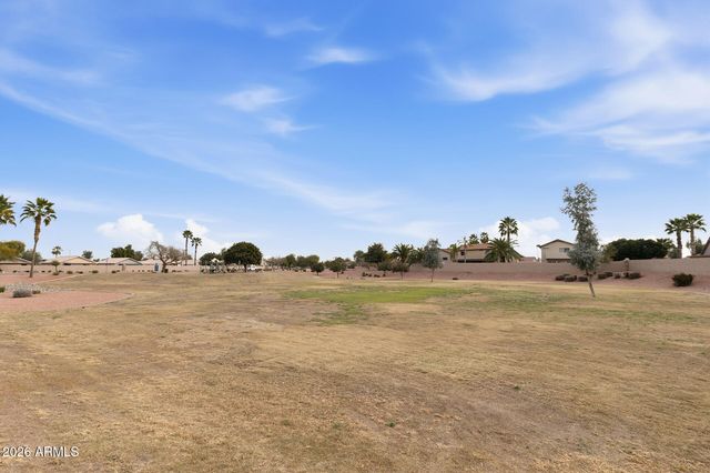 15906 W COTTONWOOD Street, Surprise, AZ 85374