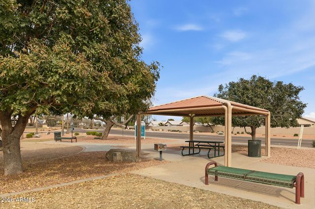 15906 W COTTONWOOD Street, Surprise, AZ 85374