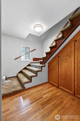 10104 48th Avenue E, Tacoma, WA 98446