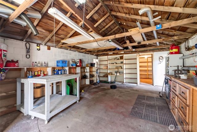 10104 48th Avenue E, Tacoma, WA 98446