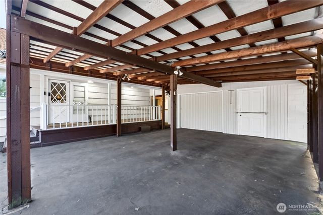 10104 48th Avenue E, Tacoma, WA 98446