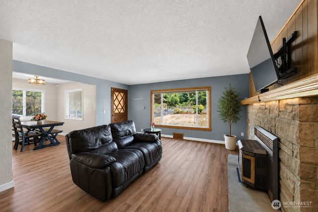 10104 48th Avenue E, Tacoma, WA 98446