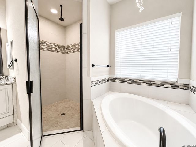 1609 CALVIN LOOP, New Braunfels, TX 78130