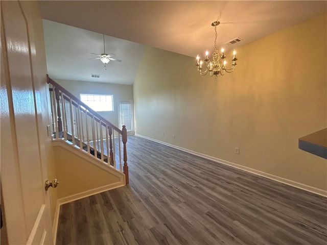 1992 Hoods Fort Circle NW 22, Kennesaw, GA 30144