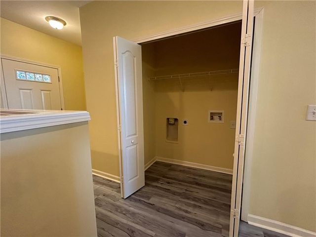 1992 Hoods Fort Circle NW 22, Kennesaw, GA 30144