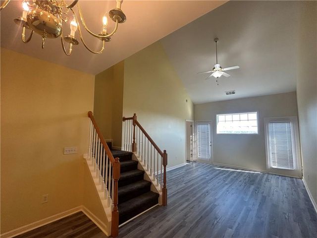 1992 Hoods Fort Circle NW 22, Kennesaw, GA 30144