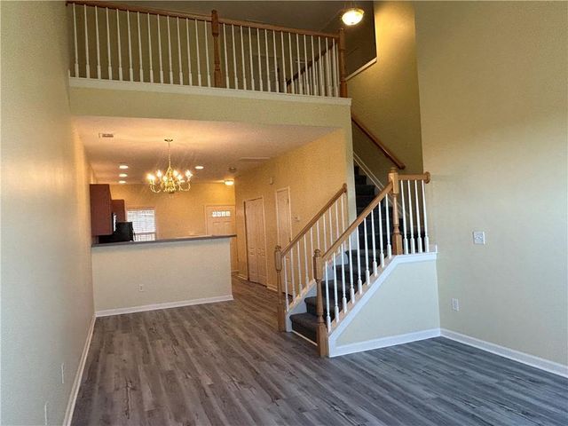 1992 Hoods Fort Circle NW 22, Kennesaw, GA 30144