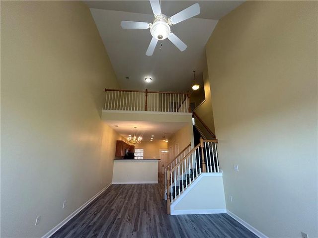 1992 Hoods Fort Circle NW 22, Kennesaw, GA 30144