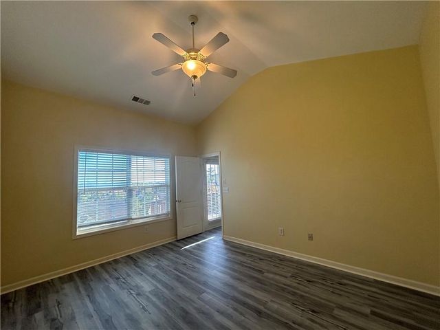 1992 Hoods Fort Circle NW 22, Kennesaw, GA 30144