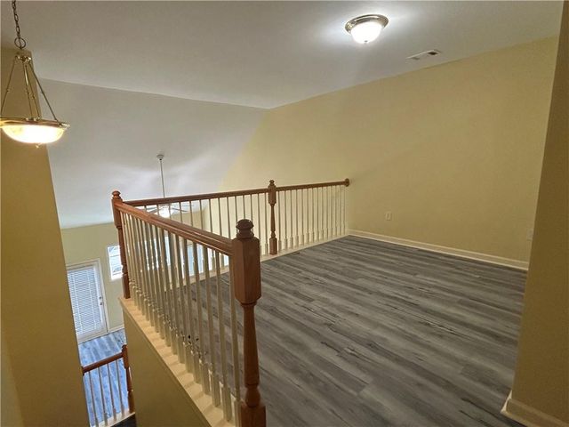 1992 Hoods Fort Circle NW 22, Kennesaw, GA 30144