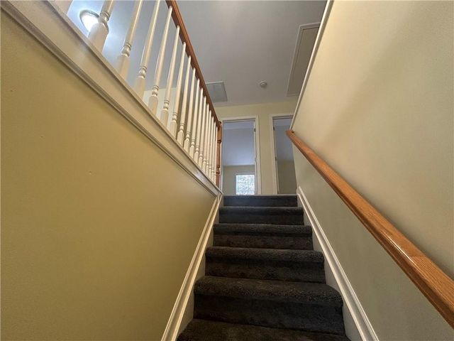 1992 Hoods Fort Circle NW 22, Kennesaw, GA 30144