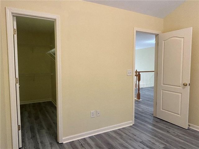 1992 Hoods Fort Circle NW 22, Kennesaw, GA 30144