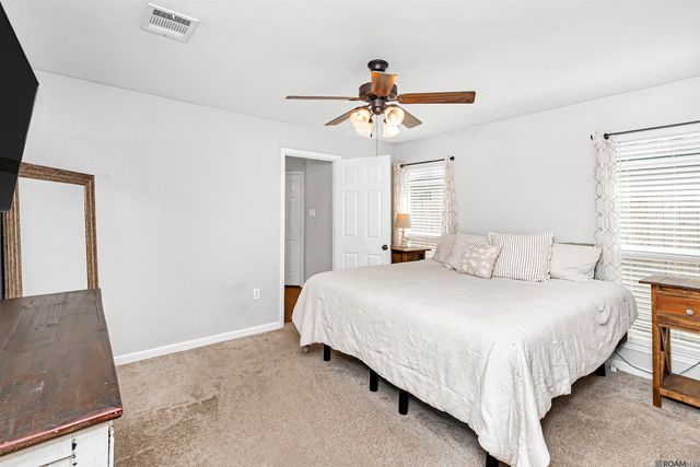 11553 Mary Lee Dr, Denham Springs, LA 70726