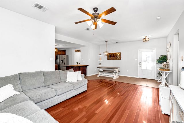 11553 Mary Lee Dr, Denham Springs, LA 70726