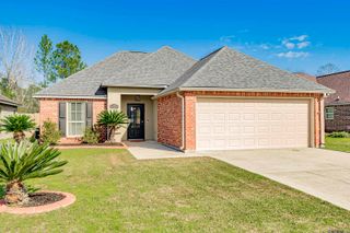 11553 Mary Lee Dr, Denham Springs, LA 70726
