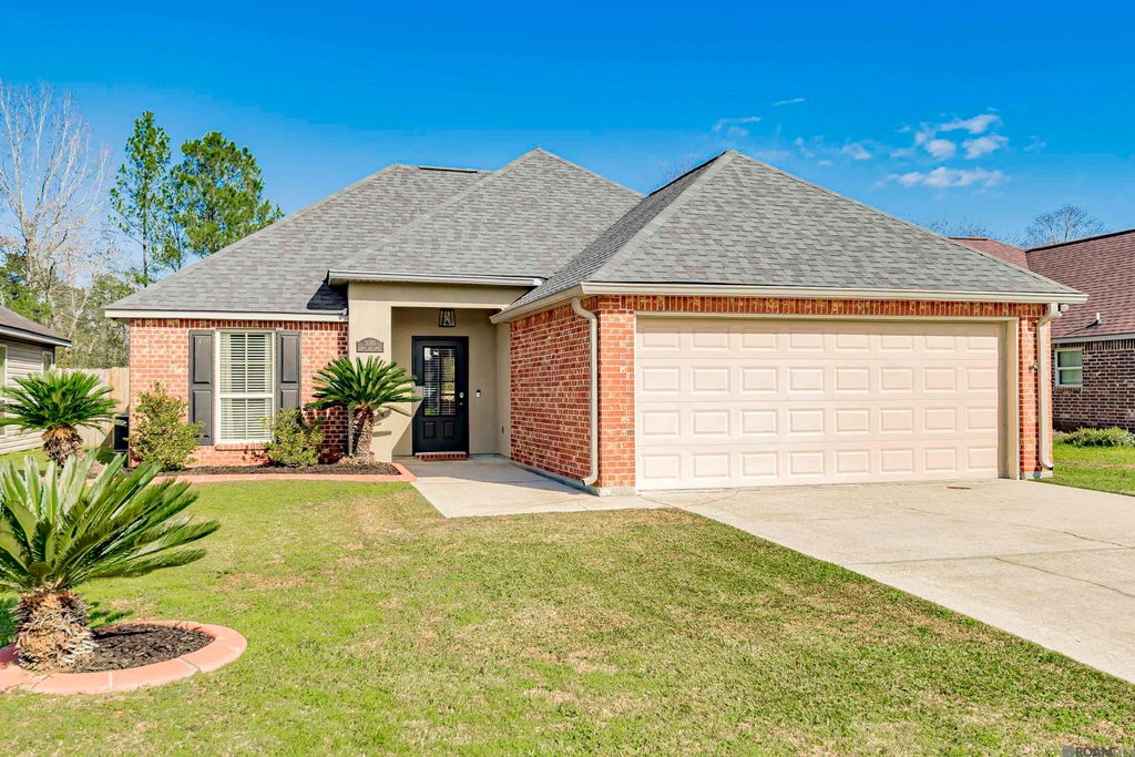 11553 Mary Lee Dr, Denham Springs, LA 70726