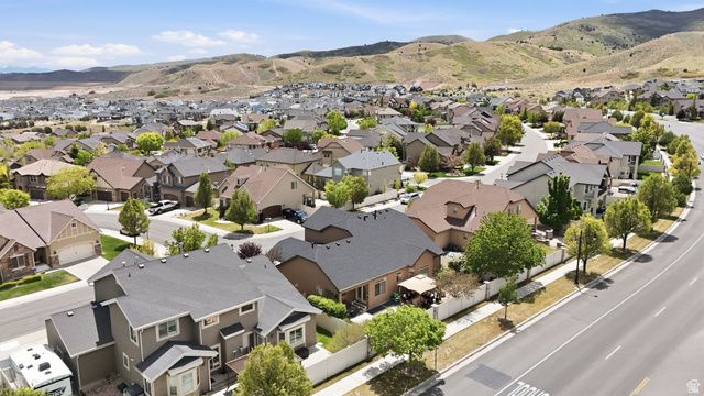 14666 S DESERT SAGE DR, Herriman, UT 84096