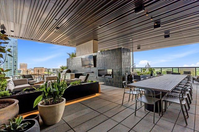 610 Davis ST 1909, Austin, TX 78701