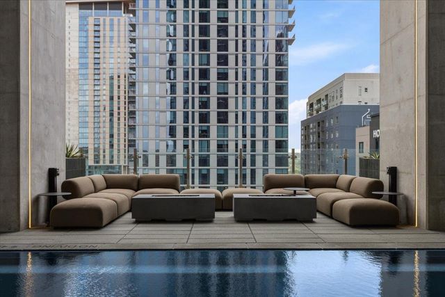 610 Davis ST 1909, Austin, TX 78701