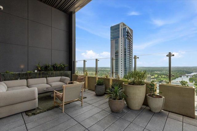 610 Davis ST 1909, Austin, TX 78701