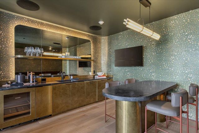 610 Davis ST 1909, Austin, TX 78701