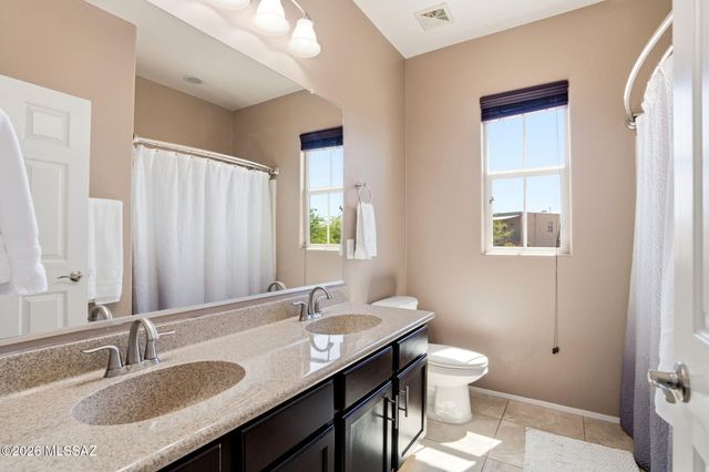 211 E Refuge Loop, Vail, AZ 85641