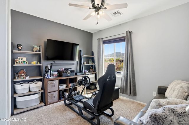 211 E Refuge Loop, Vail, AZ 85641