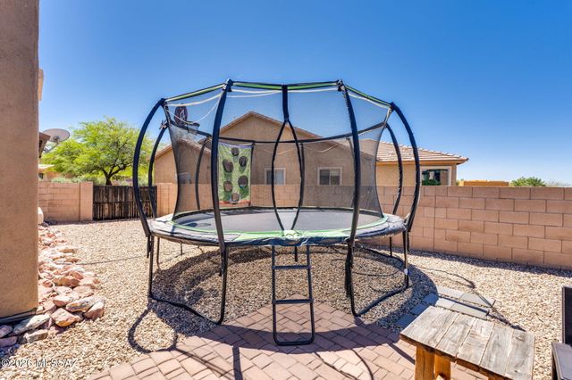 211 E Refuge Loop, Vail, AZ 85641