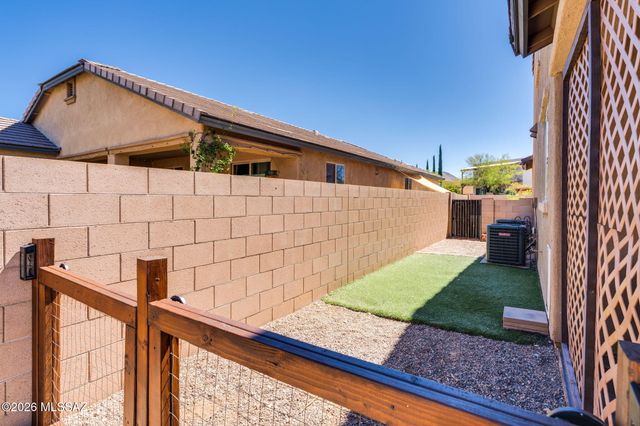 211 E Refuge Loop, Vail, AZ 85641