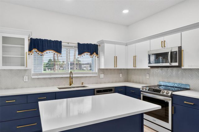 15162 SPINNAKER COVE LANE, Winter Garden, FL 34787