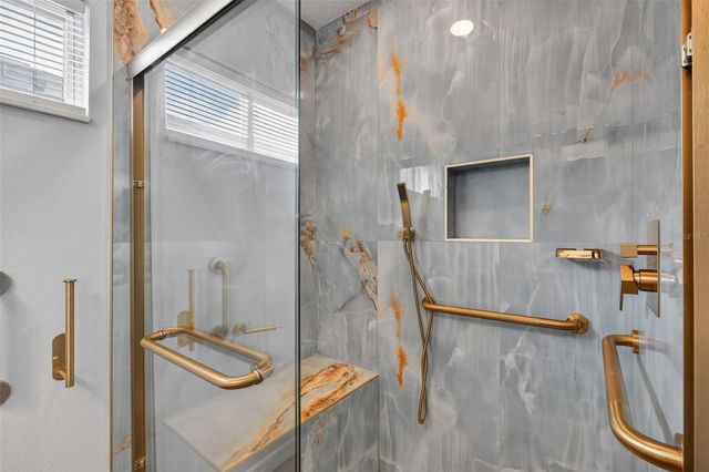 15162 SPINNAKER COVE LANE, Winter Garden, FL 34787