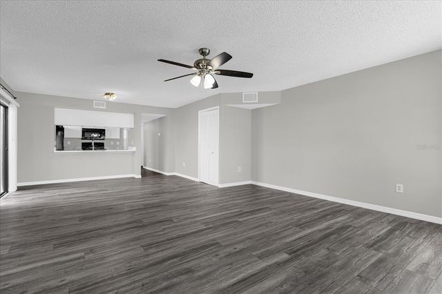 2922 FOX SQUIRREL DRIVE B, Kissimmee, FL 34741