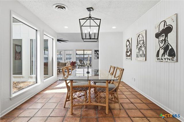 118 Santa Fe, Victoria, TX 77904