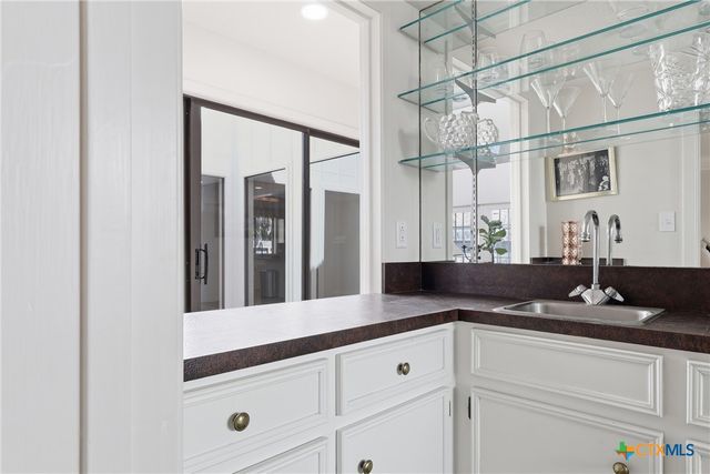 118 Santa Fe, Victoria, TX 77904