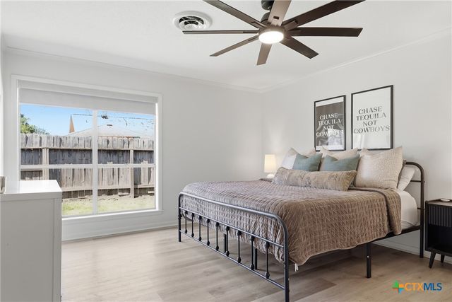 118 Santa Fe, Victoria, TX 77904