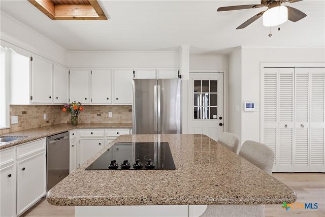 118 Santa Fe, Victoria, TX 77904