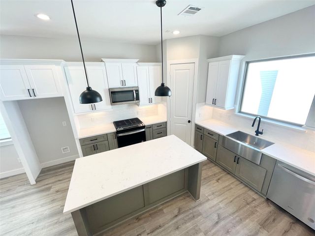 3716 Creekmont Gardens Lane, Houston, TX 77091